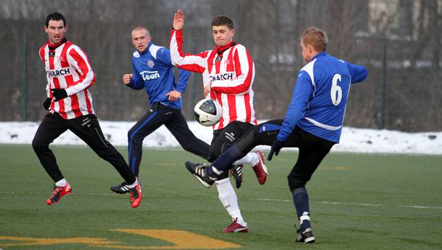 Sparingi z Dolcanem Ząbki i Zagłębiem Sosnowi