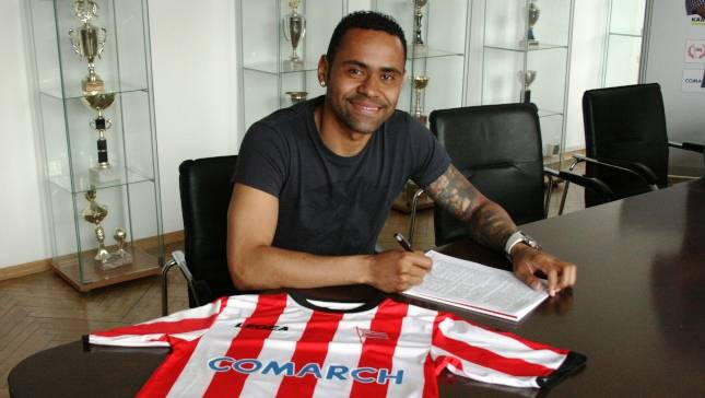 Deleu signs new deal with Cracovia!