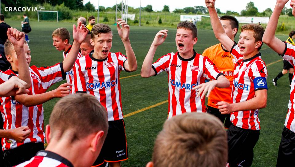 Under-15s win MLT