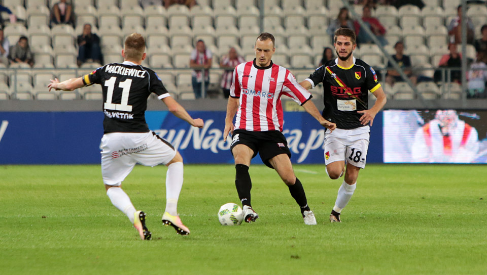 Robert Litauszki leaves Cracovia